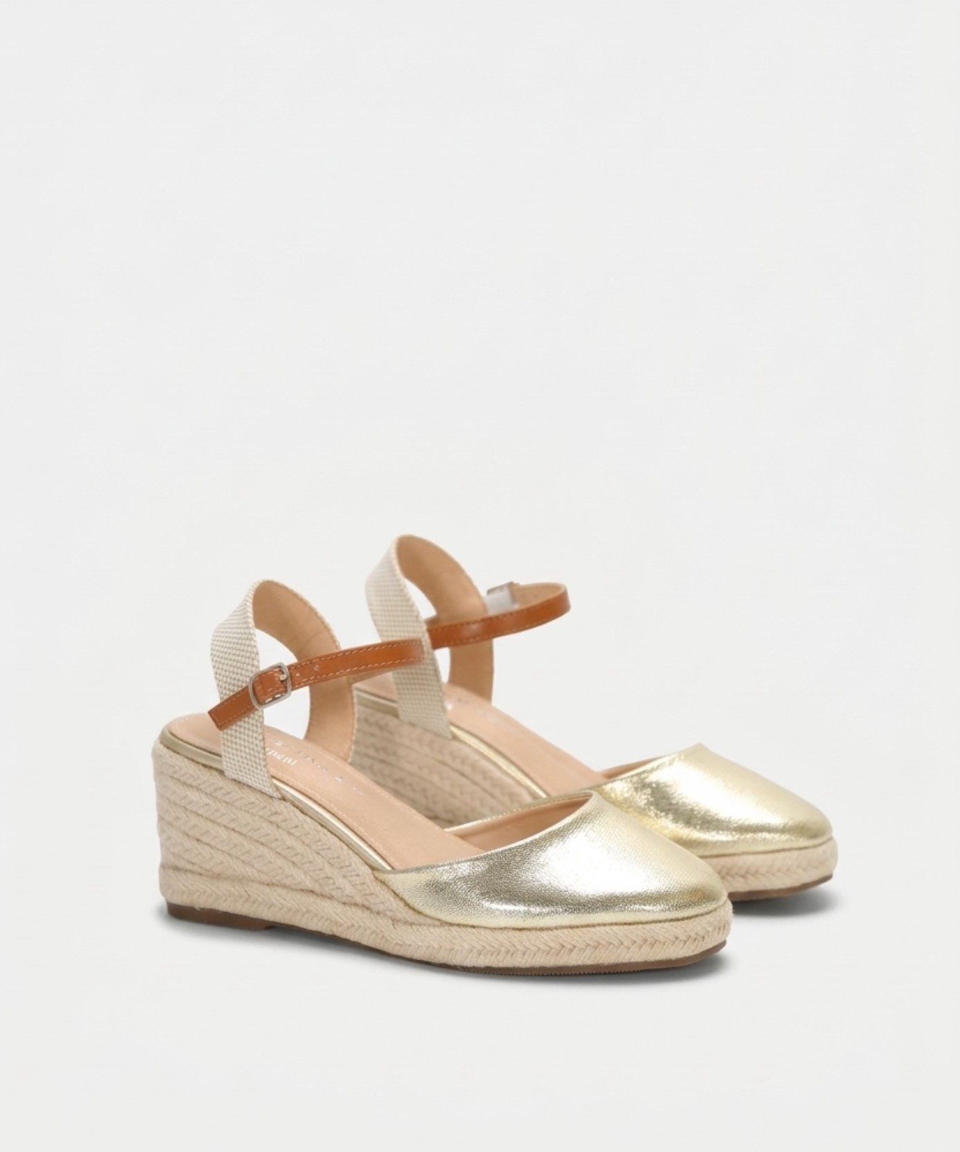 Cu&ntilde;a esparto metalizada image number null